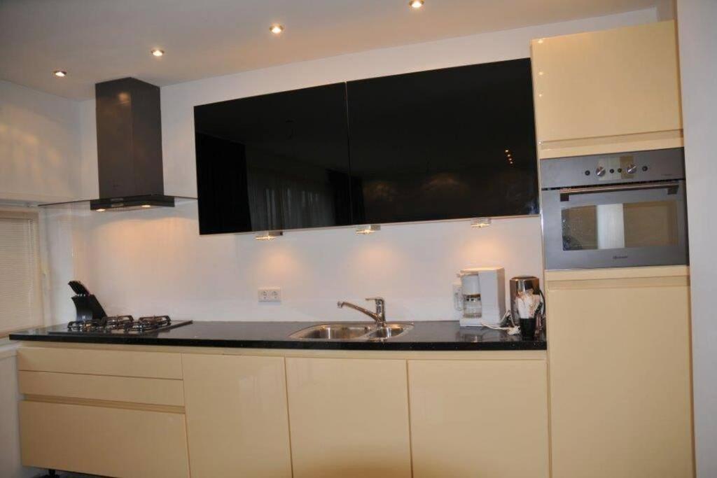 Vrijvakantiehuis The Hill Домбург Екстериор снимка