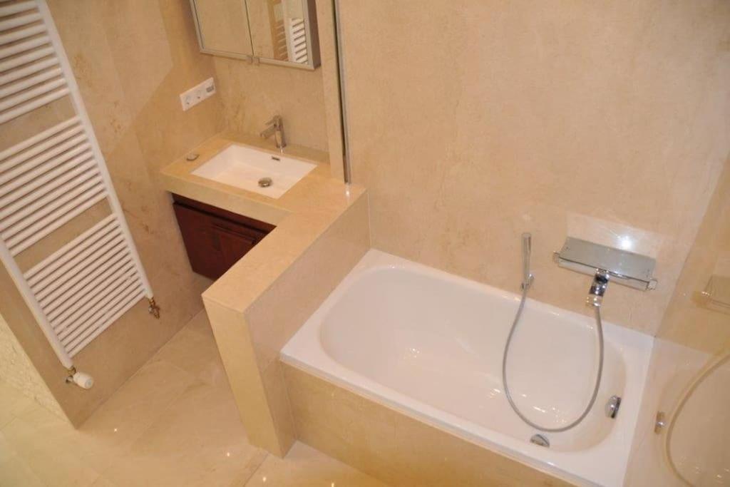 Vrijvakantiehuis The Hill Домбург Екстериор снимка
